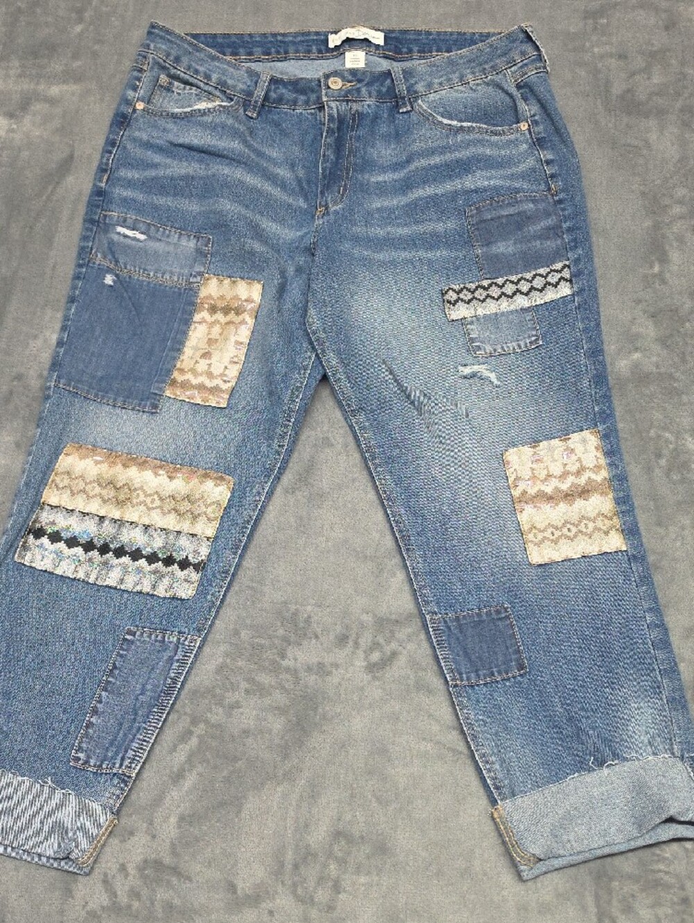 16 Embellished Patchwork Ankle Jeans in Blue - Women - Picture 4 of 11
